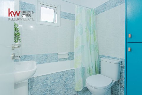 2 bedrooms Apartment in Larnaca, Larnaka,  No. 40186 7