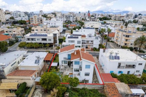 330m2 Villa à Nicosia,  No. 37950 4