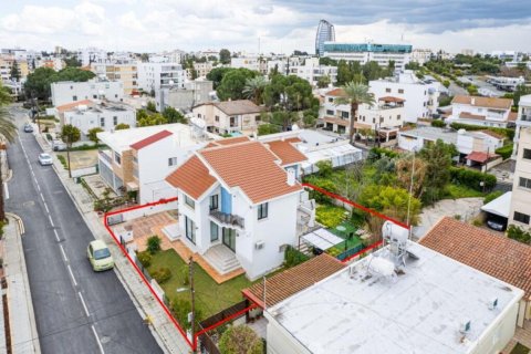 Studio Villa in Nicosia, No. 37950