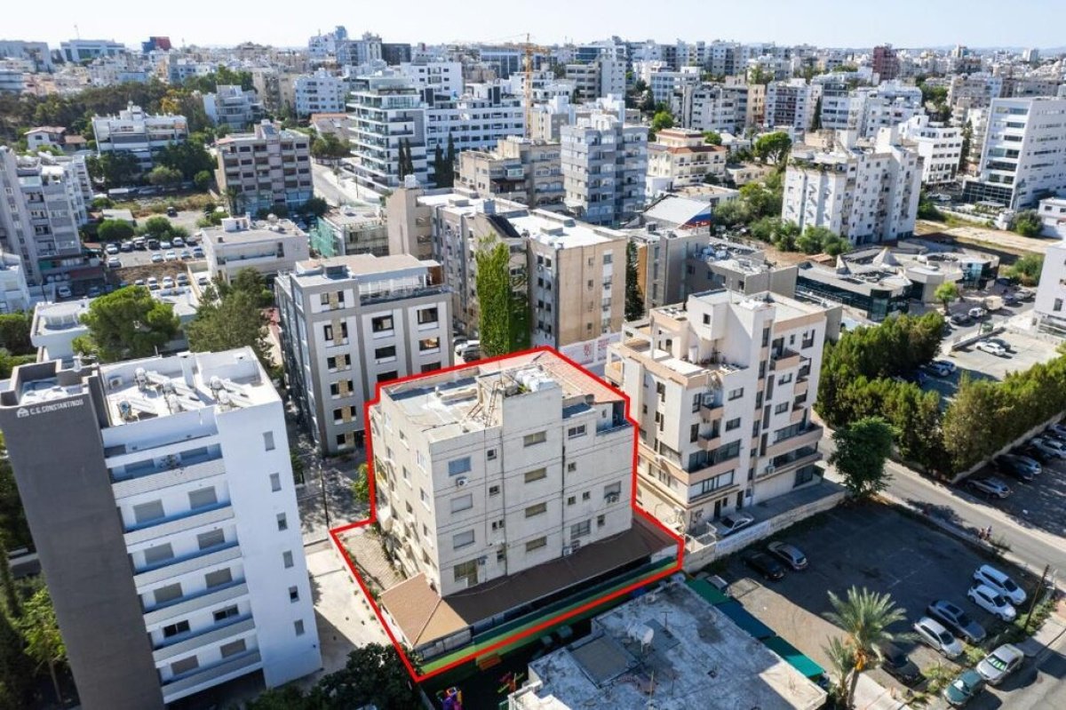 853m2 Local comercial en Nicosia, Chipre No. 37946