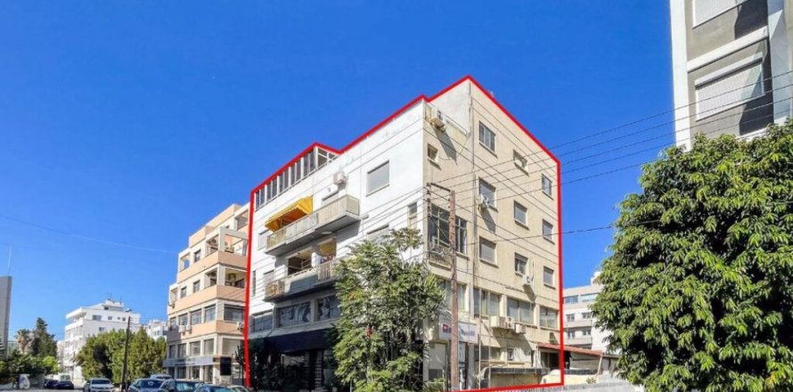 853m2 Commercial property in Nicosia, No. 37946