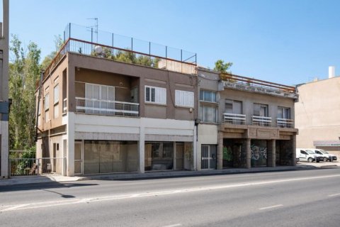 496m2 Commercial property in Nicosia, No. 37947 5