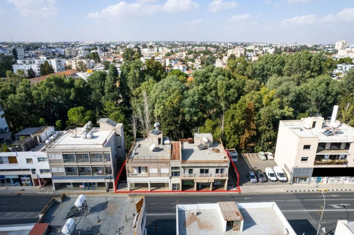 496m2 Commercial property in Nicosia, Cyprus No. 37947