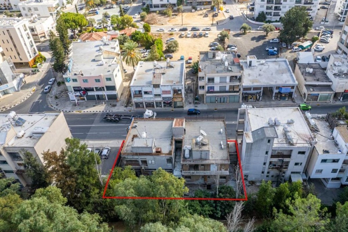 496m2 Commercial property in Nicosia, Cyprus No. 37947