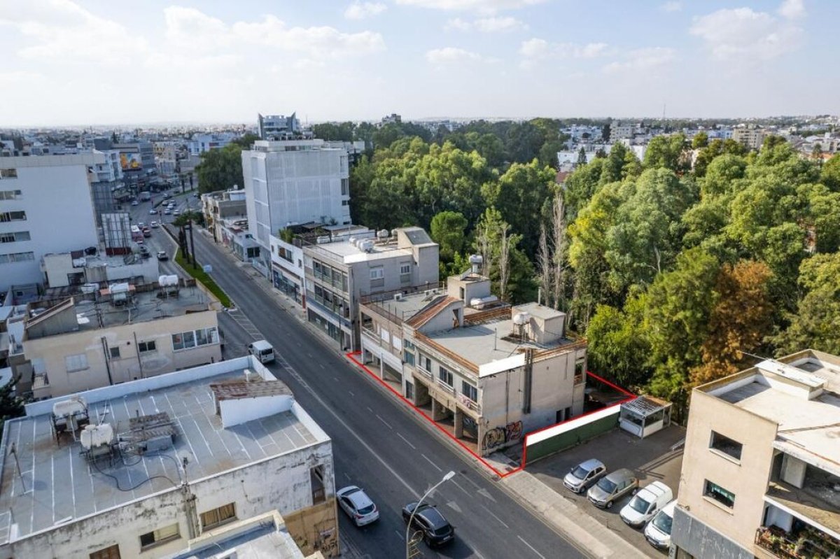 496m2 Commercial property in Nicosia, Cyprus No. 37947
