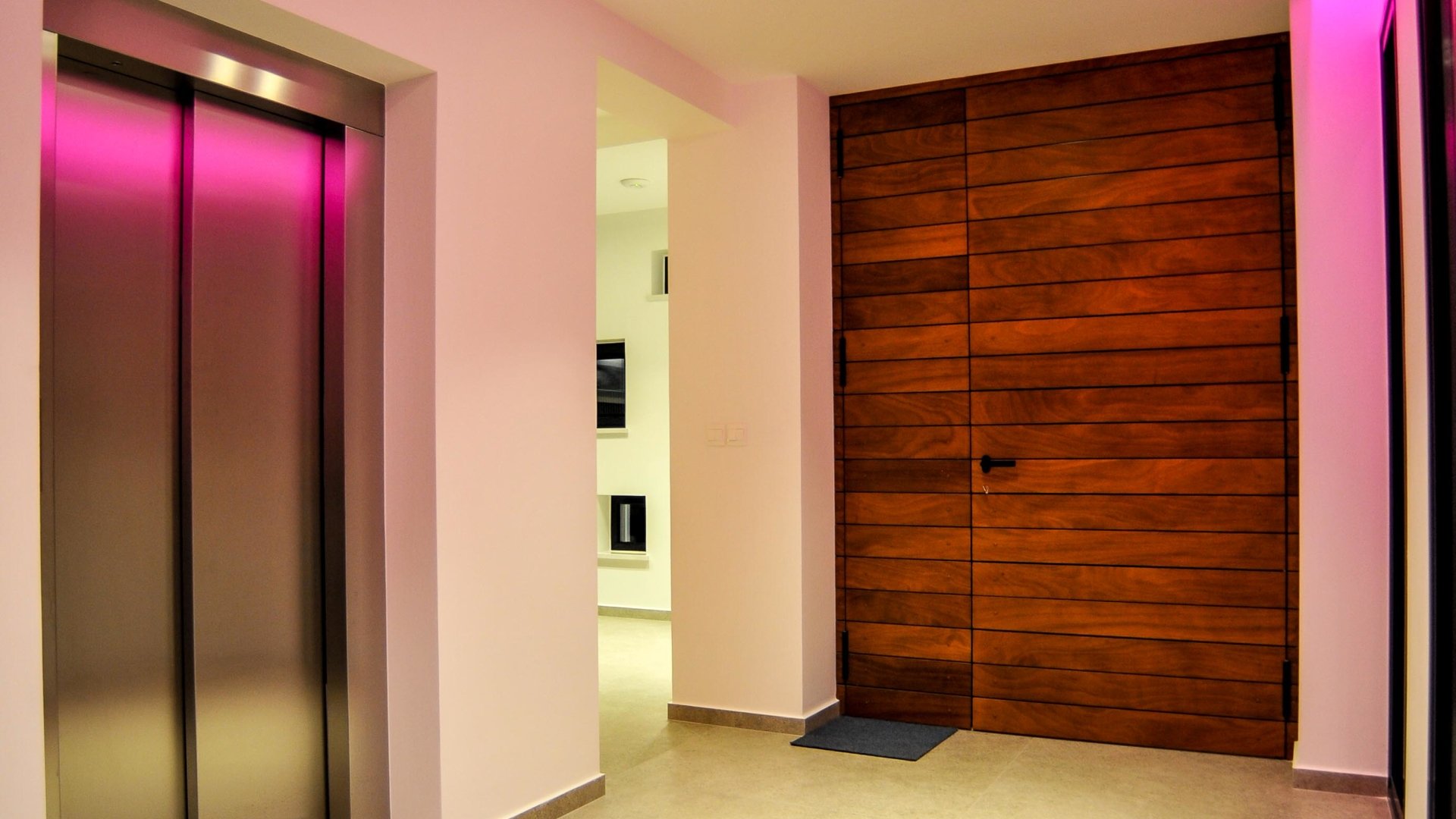 5 bedrooms Villa in Limassol, Cyprus No. 28517