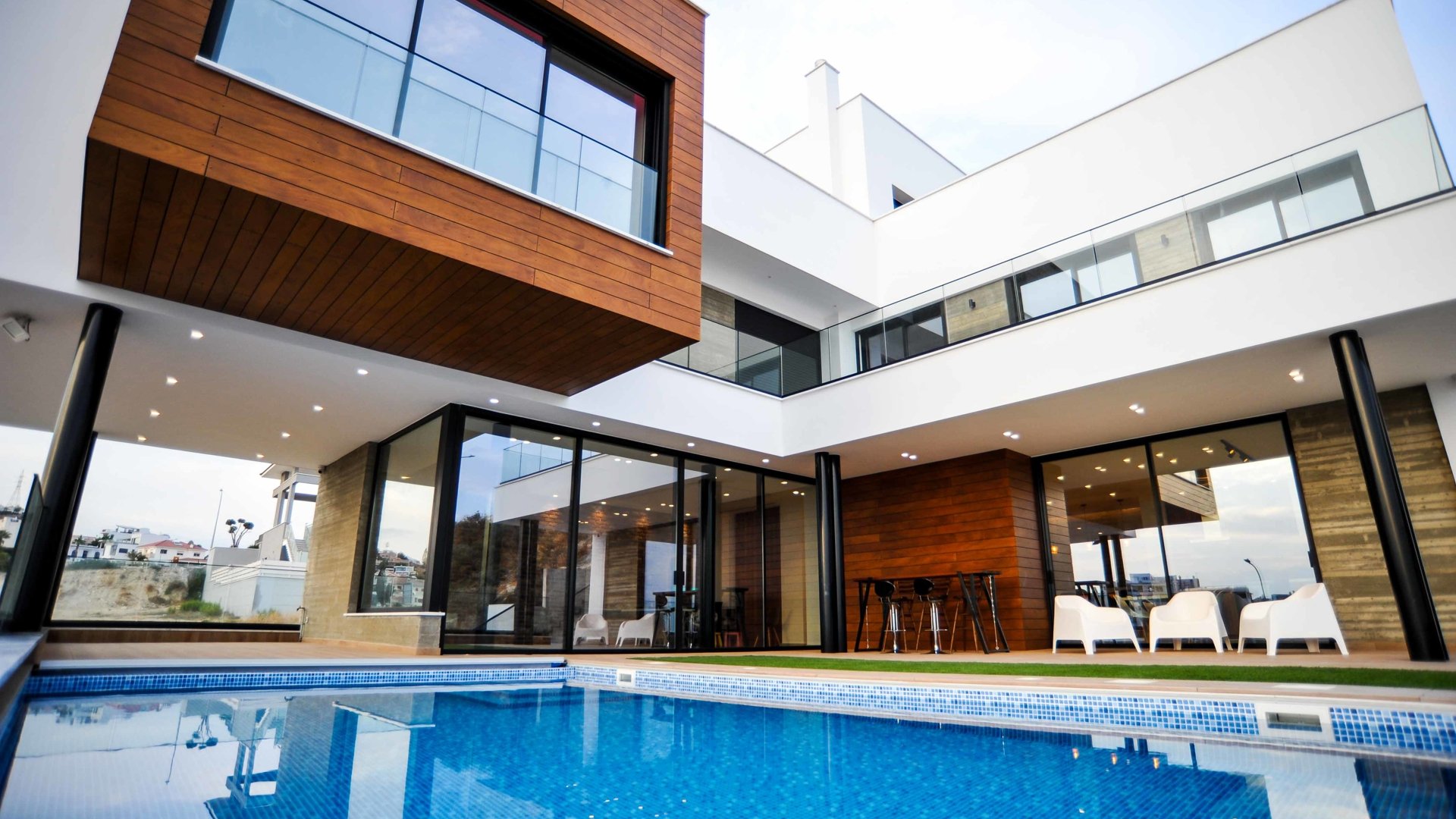 5 bedrooms Villa in Limassol, Cyprus No. 28517