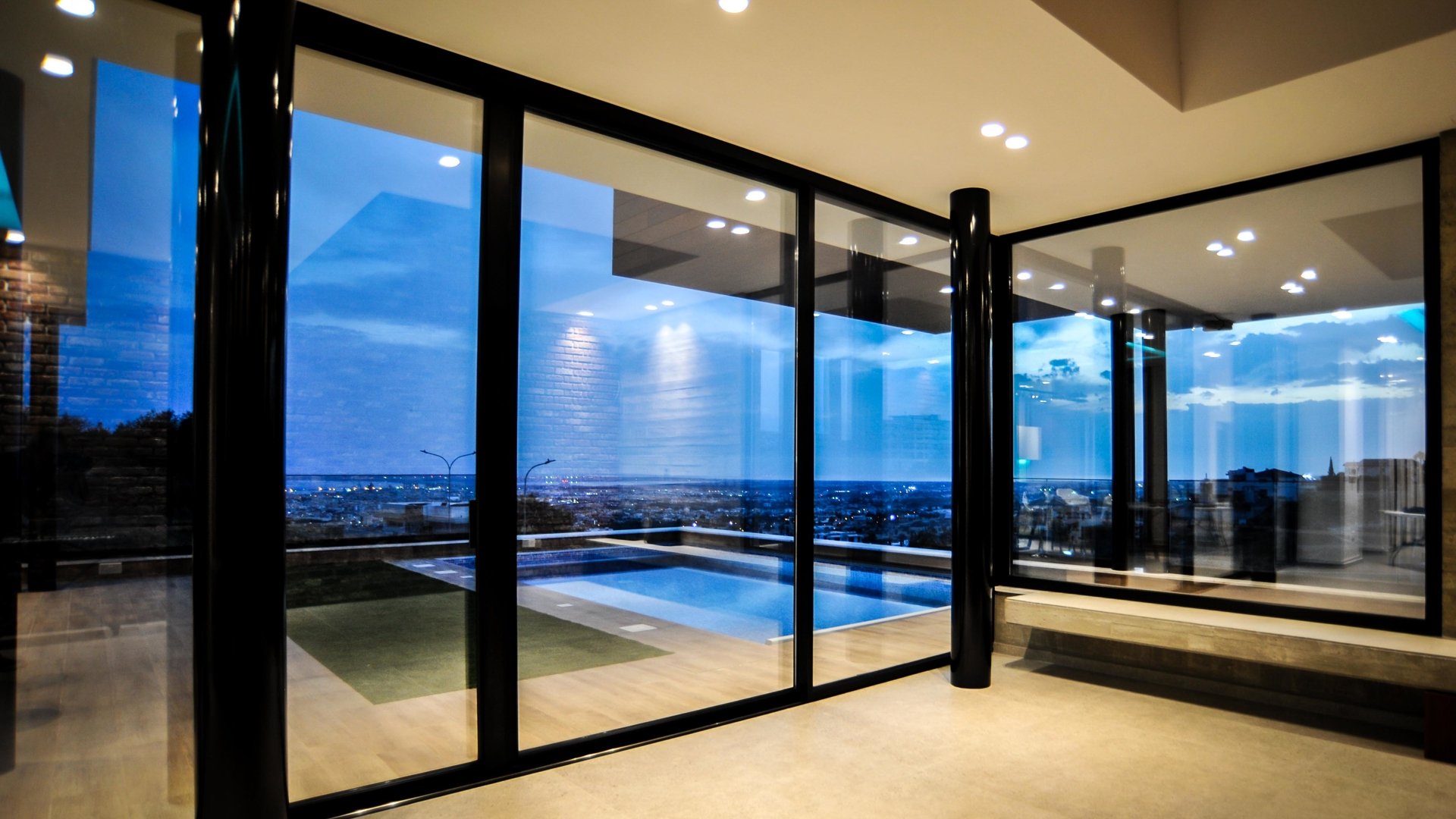 5 bedrooms Villa in Limassol, Cyprus No. 28517