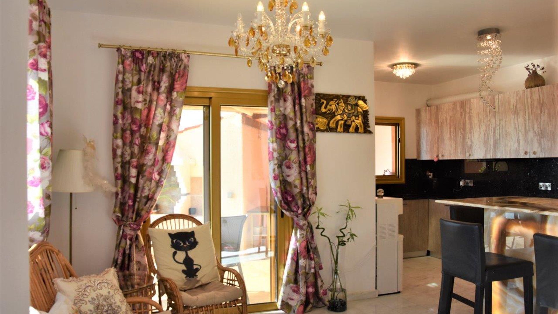 4 bedrooms Villa in Chloraka, Paphos, Cyprus No. 28514