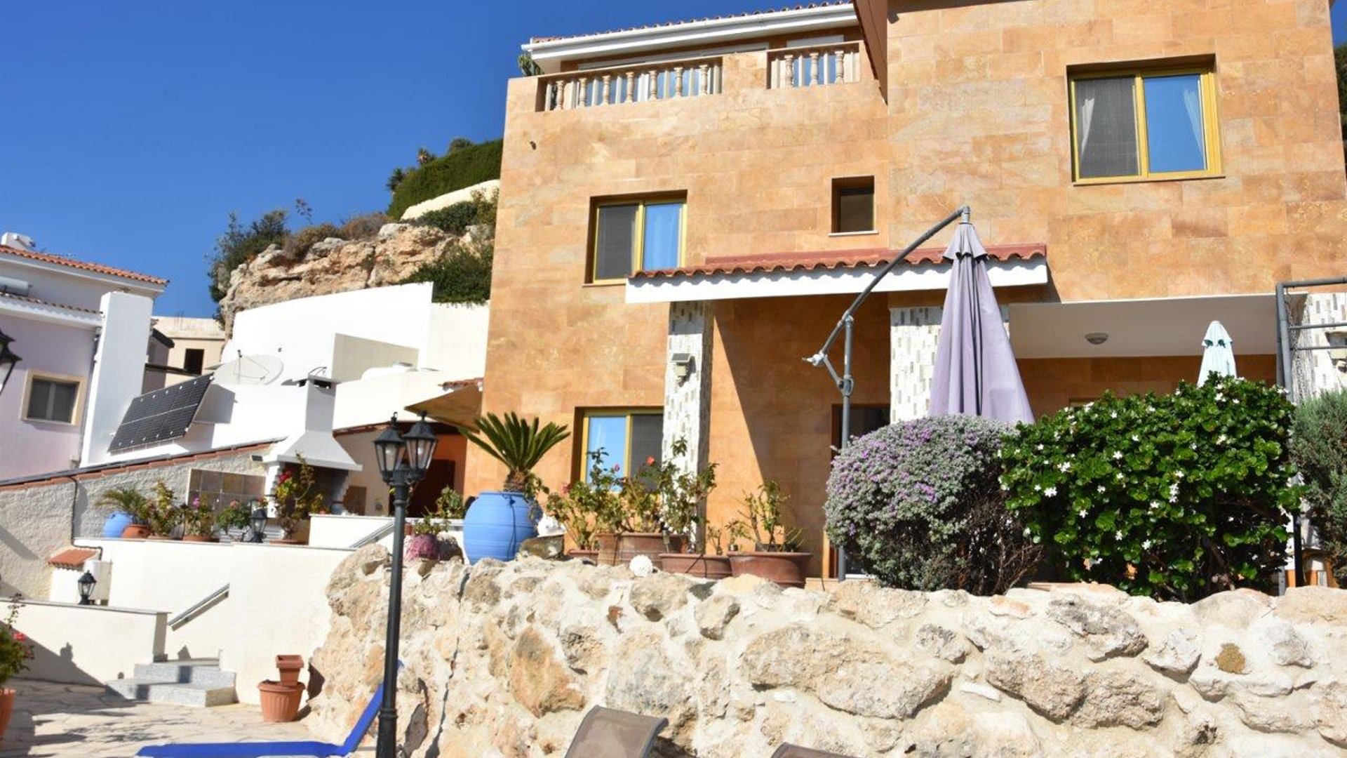 4 bedrooms Villa in Chloraka, Paphos, Cyprus No. 28514