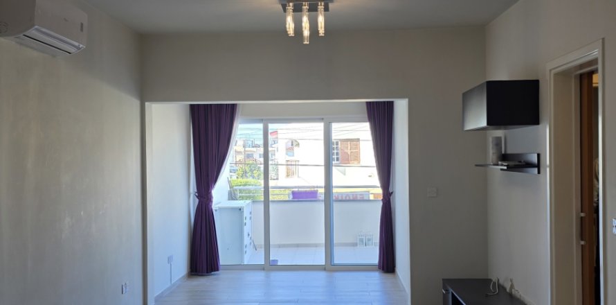 Квартира с 2 спальнями в Агландзия, Никосия,  № 50947