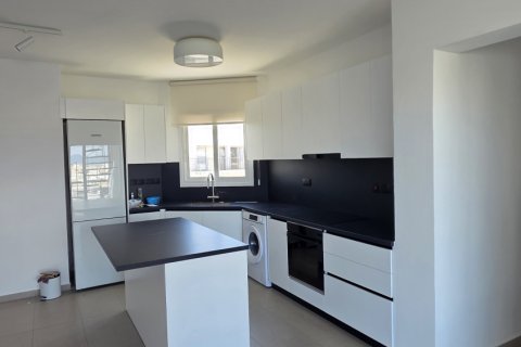 Квартира с 2 спальнями в Строволос, Никосия,  № 50949 3