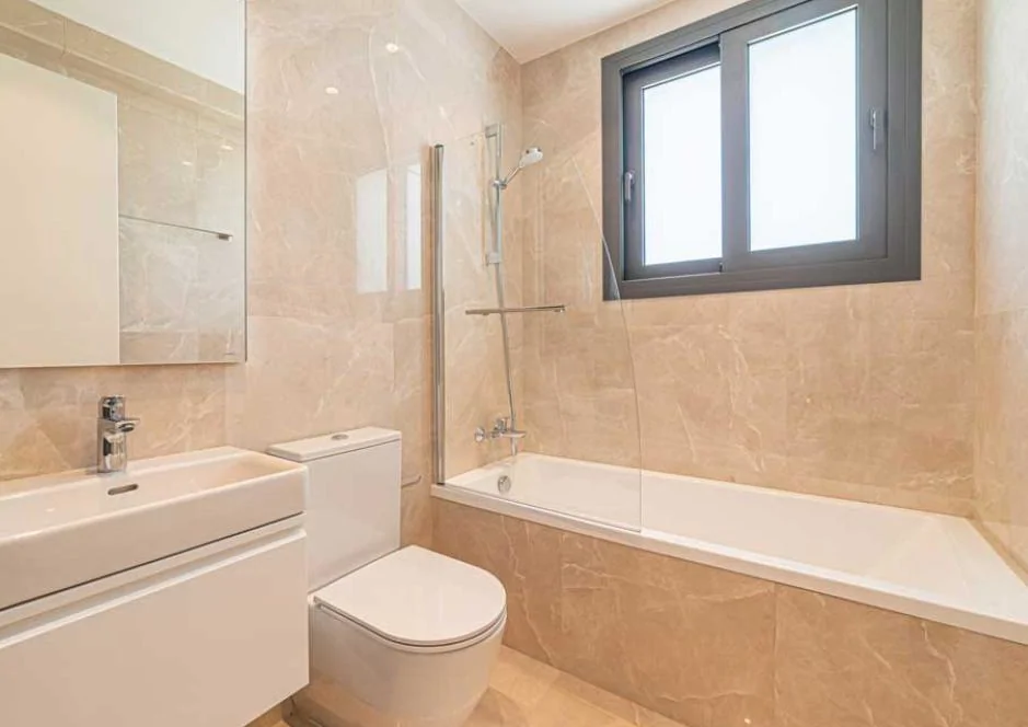 1 bedroom Apartment in Limassol, Cyprus No. 33154