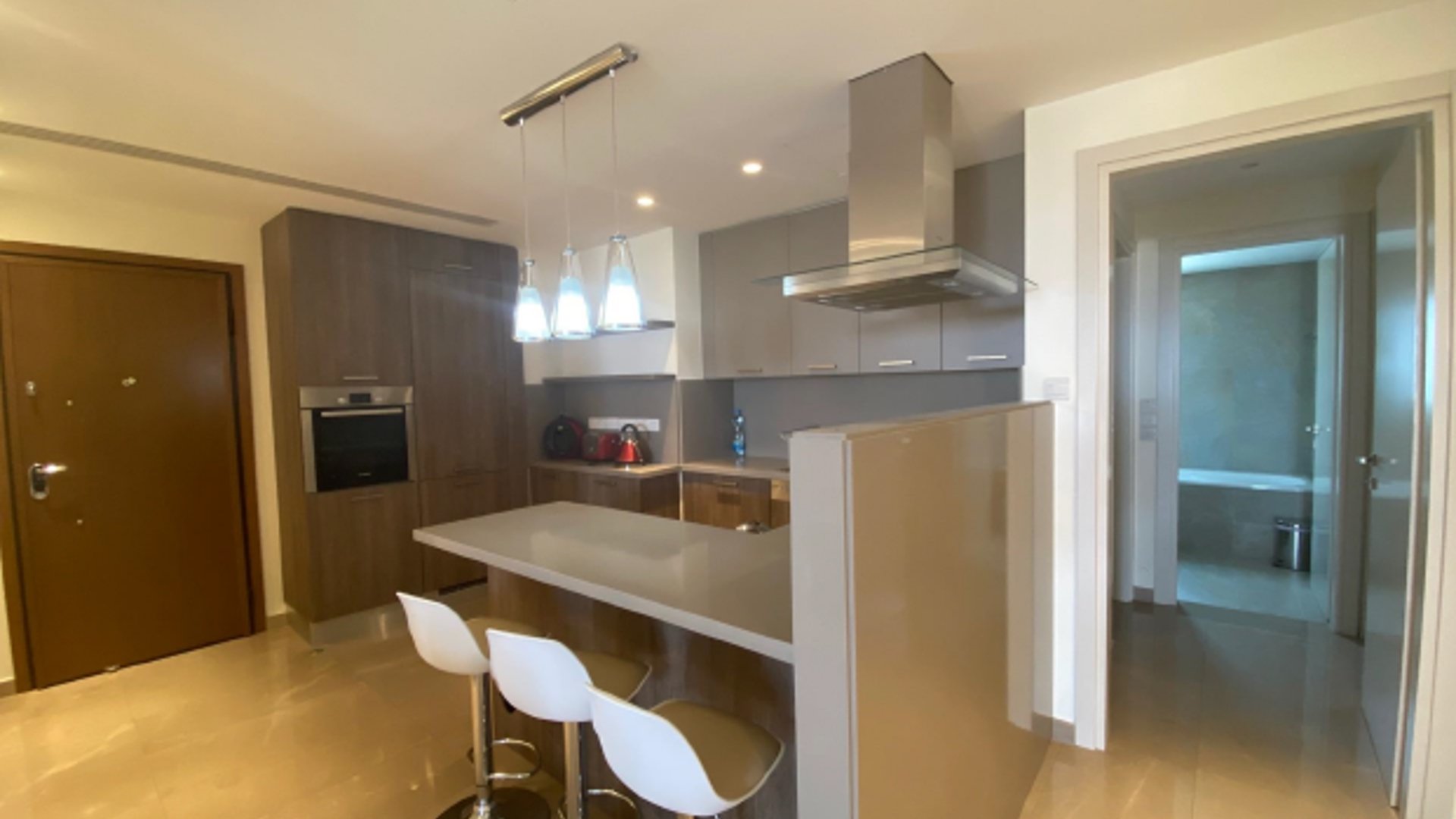 2 bedrooms Apartment in Limassol, Cyprus No. 28639