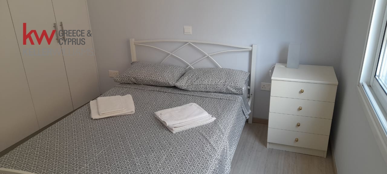 Квартира с 2 спальнями в Пафос, Кипр № 40105