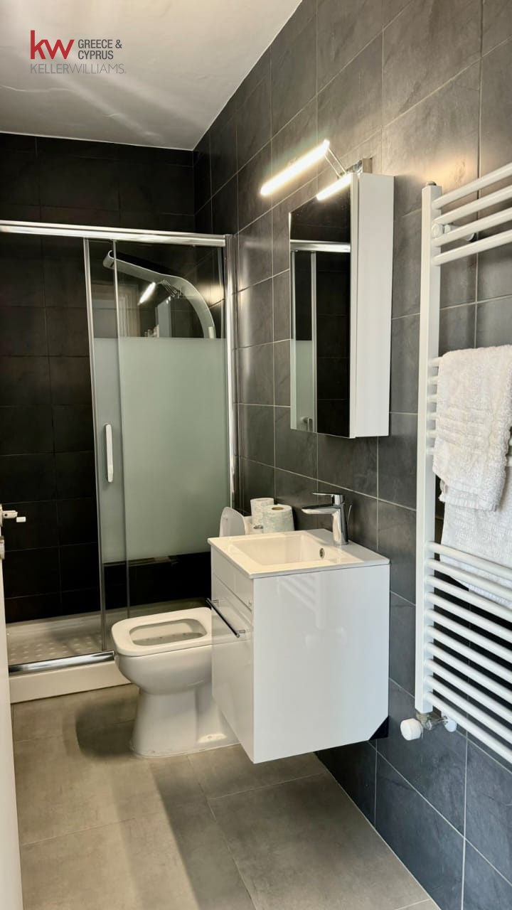 Квартира с 2 спальнями в Пафос, Кипр № 40105