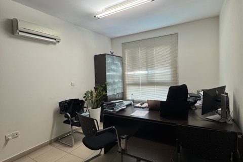 116m2 Bureau à Larnaca, Larnaka,  No. 40103 10