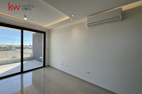 2 bedrooms Apartment in Larnaka,  No. 40101 8