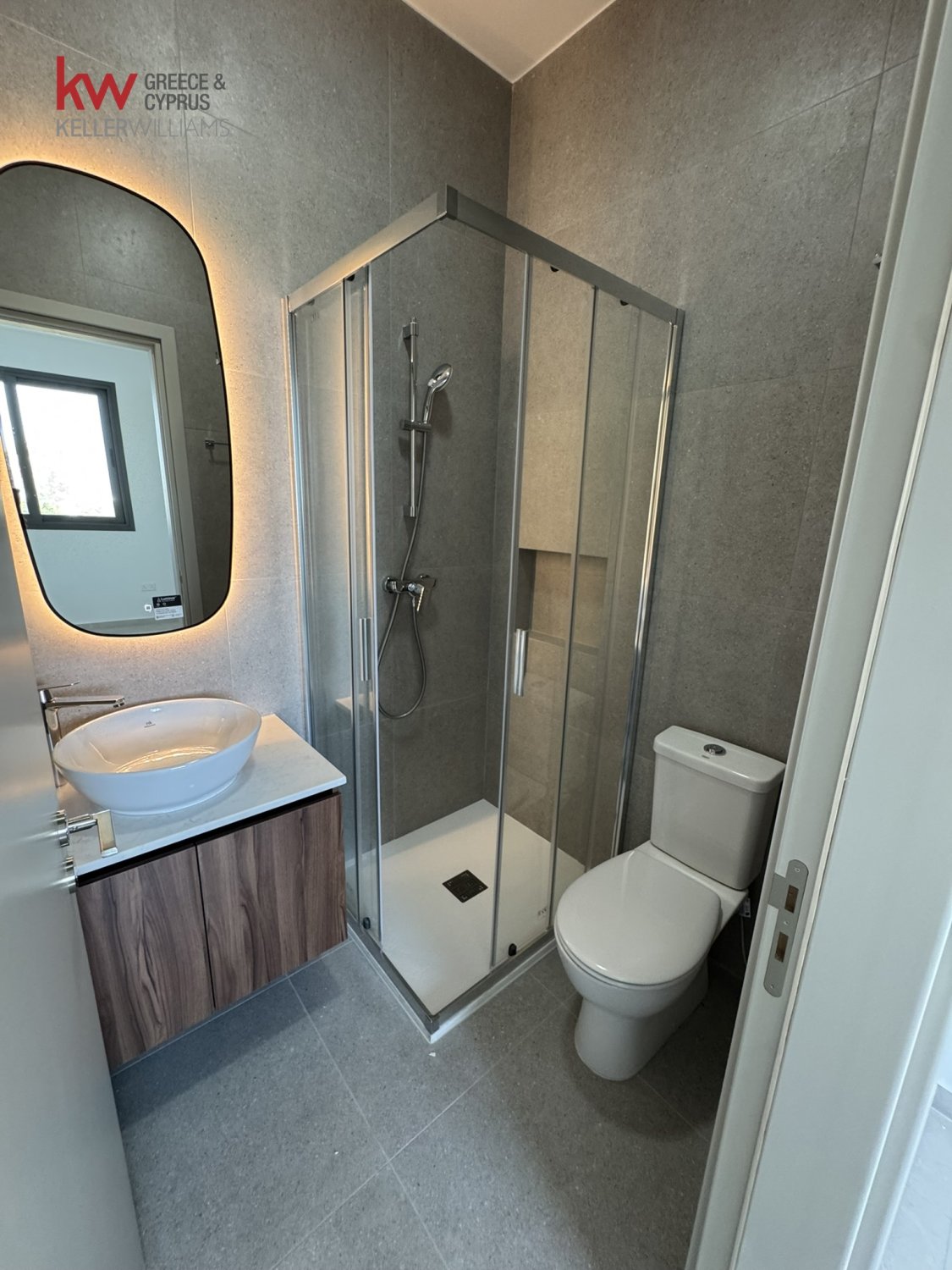 Квартира с 2 спальнями в Ларнака, Кипр № 40101