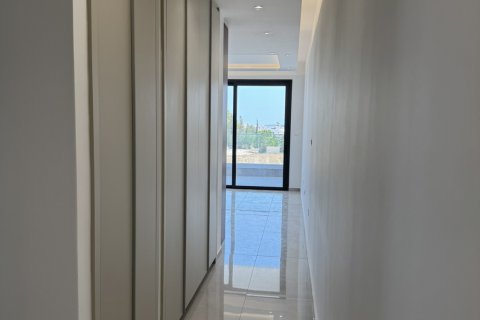 2 bedrooms Apartment in Larnaka,  No. 40101 12