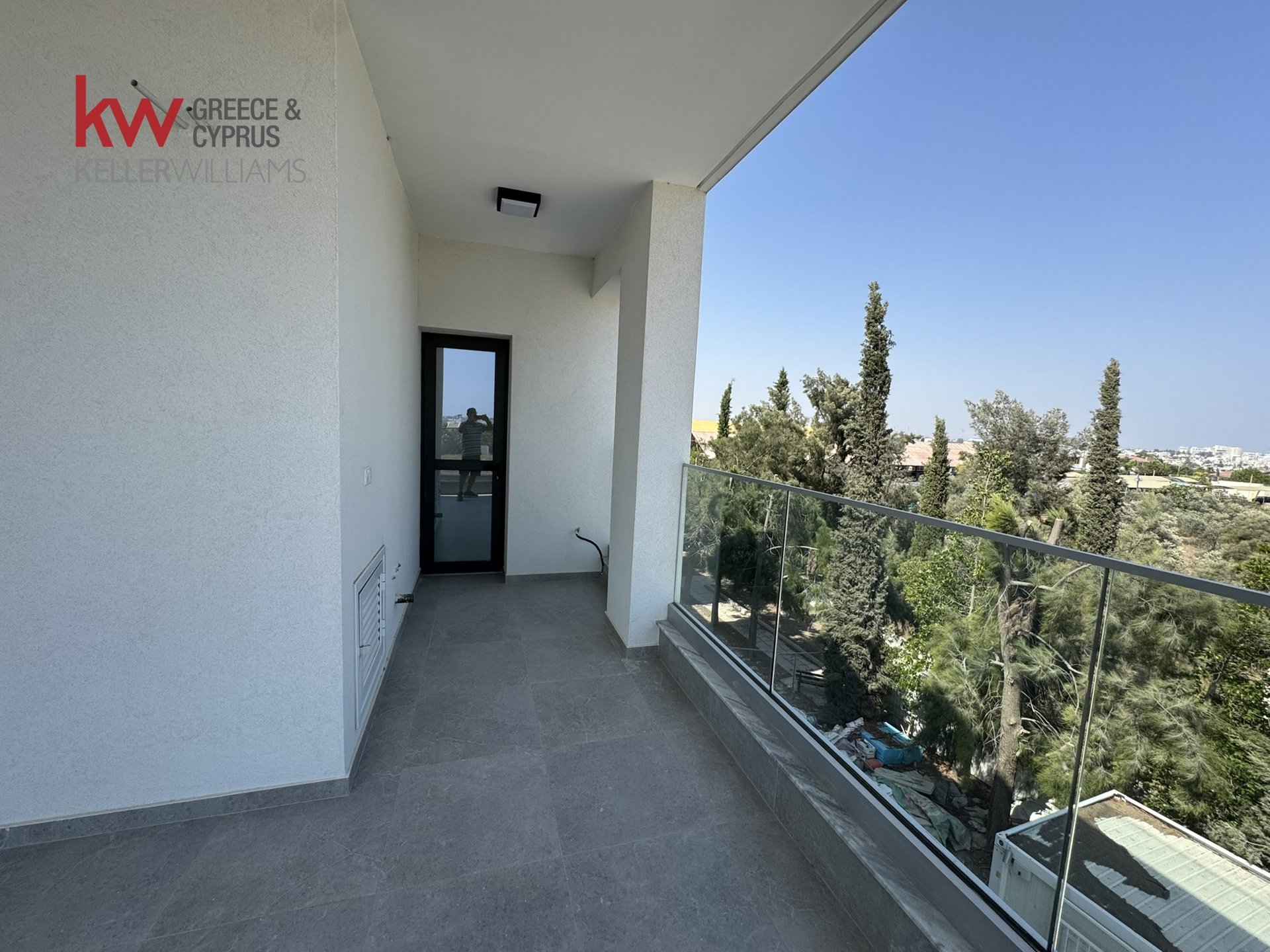 Квартира с 2 спальнями в Ларнака, Кипр № 40101