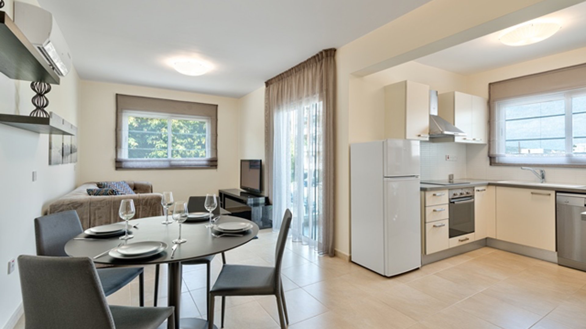 1 bedroom Apartment in Potamos tis Germasogeias, Germasogeia, Limassol, Cyprus No. 30450