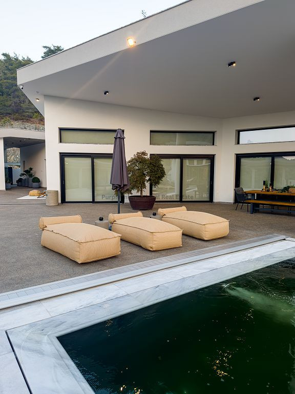 6 chambres Bungalow à Louvaras, Limassol, Chypre No. 39028