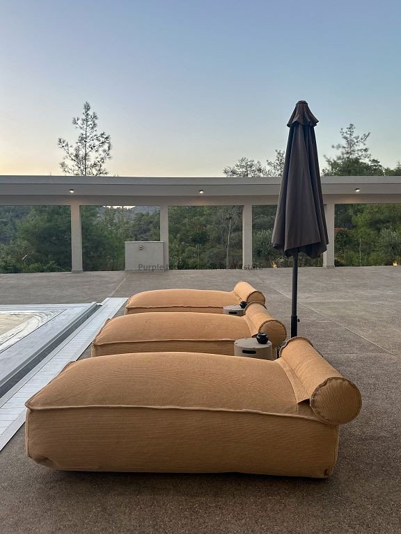 6 chambres Bungalow à Louvaras, Limassol, Chypre No. 39028