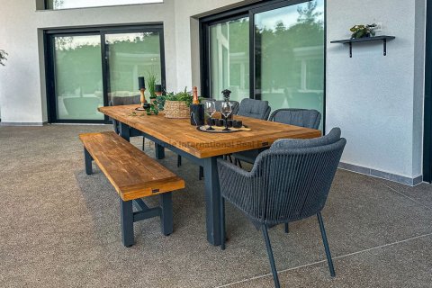 6 bedrooms Bungalow in Louvaras, Limassol,  No. 39028 30