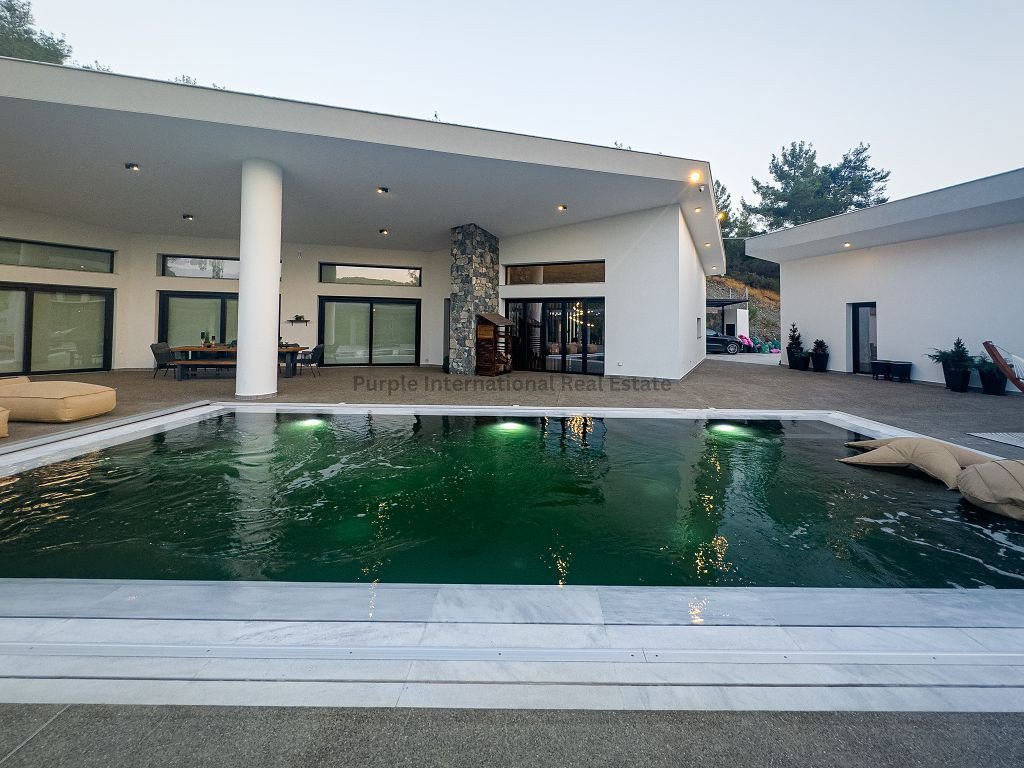 6 chambres Bungalow à Louvaras, Limassol, Chypre No. 39028