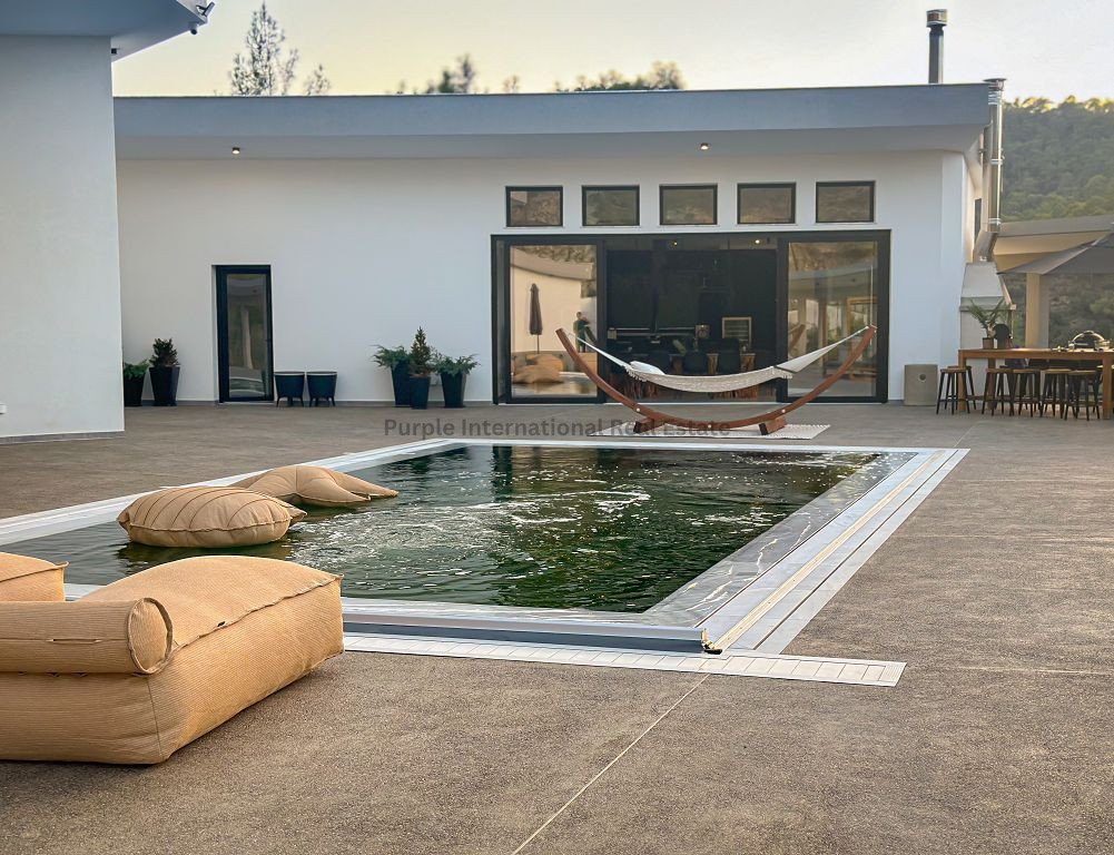 6 chambres Bungalow à Louvaras, Limassol, Chypre No. 39028