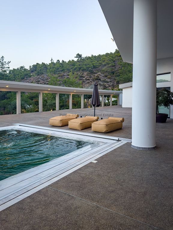 6 chambres Bungalow à Louvaras, Limassol, Chypre No. 39028