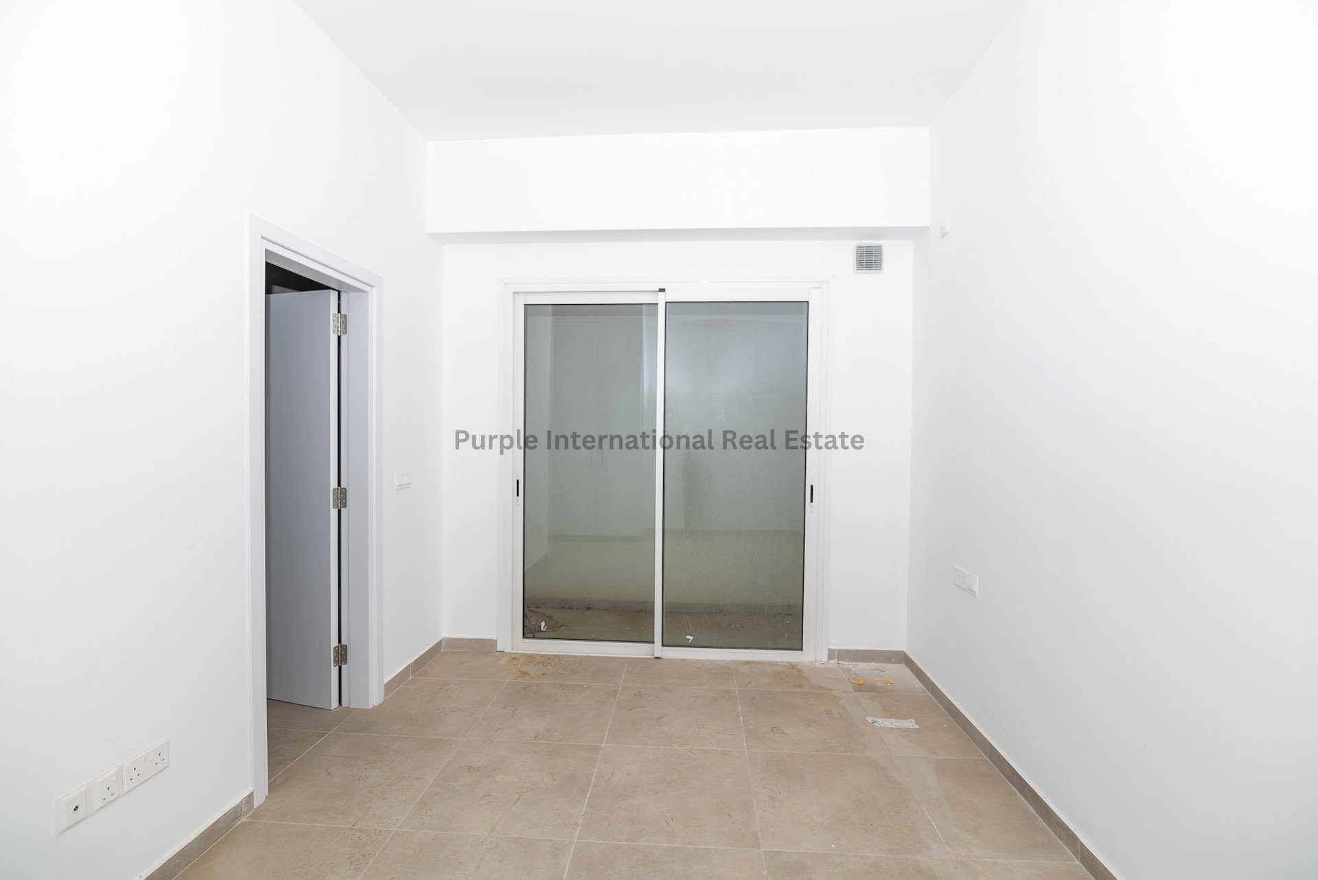 6 bedrooms Villa in Protaras, Ammochostos, Cyprus No. 39029