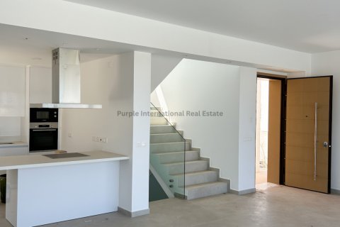6 bedrooms Villa in Protaras, Ammochostos, No. 39029 5