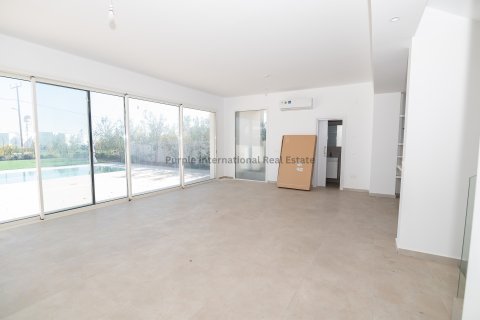 6 bedrooms Villa in Protaras, Ammochostos,  No. 39029 2