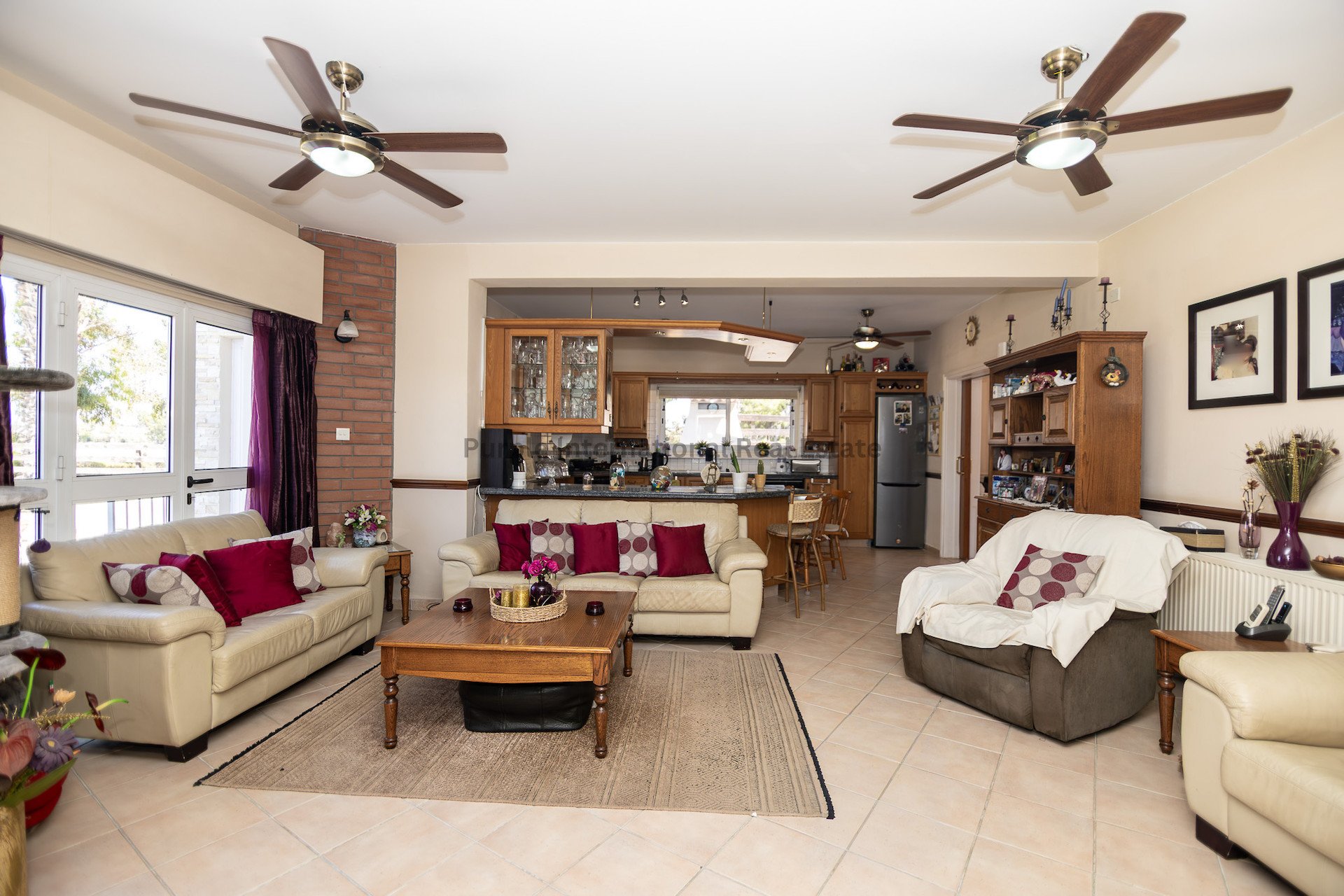 4 chambres Villa à Kiti, Larnaka, Chypre No. 39026