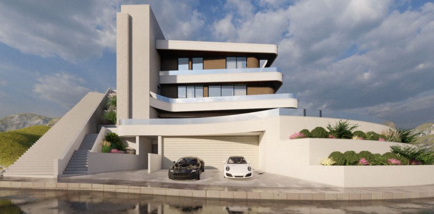 6 bedrooms Villa in Agios Tychonas, Limassol,  No. 44298