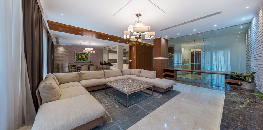 3 dormitorios Maisonette en Limassol,  No. 50579