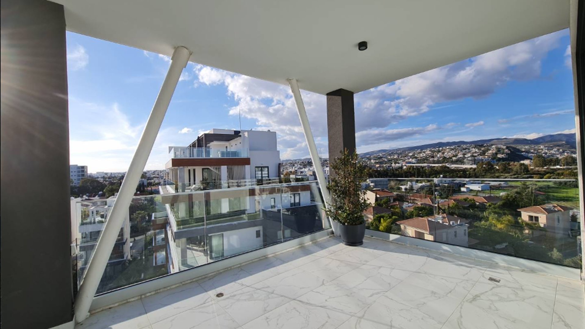3 bedrooms Penthouse in Potamos tis Germasogeias, Germasogeia, Limassol, Cyprus No. 26076
