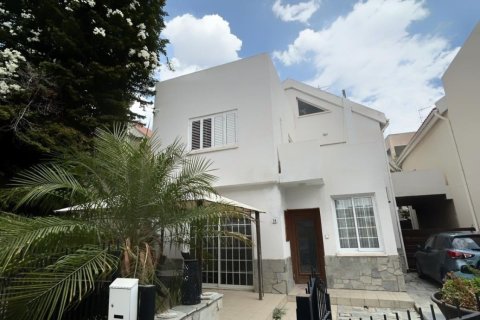 4 chambres Maison de Ville à Strovolos, Nicosia,  No. 39772 2