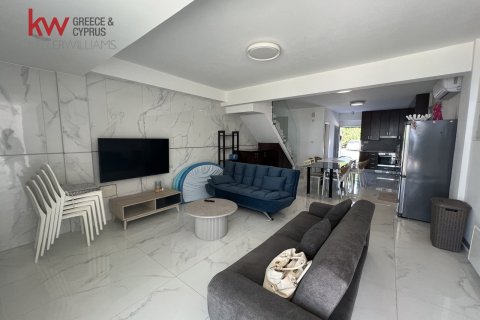 3 bedrooms Townhouse in Pervolia, Larnaka, No. 39773 4