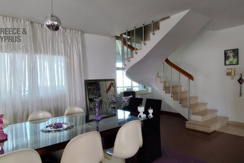 3 bedrooms Apartment in Nicosia, No. 39999 13