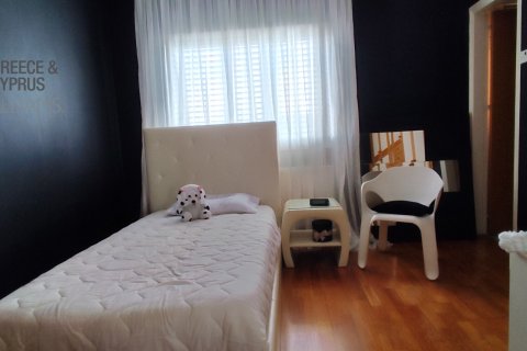 3 bedrooms Apartment in Nicosia, No. 39999 19