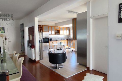 3 bedrooms Apartment in Nicosia,  No. 39999
