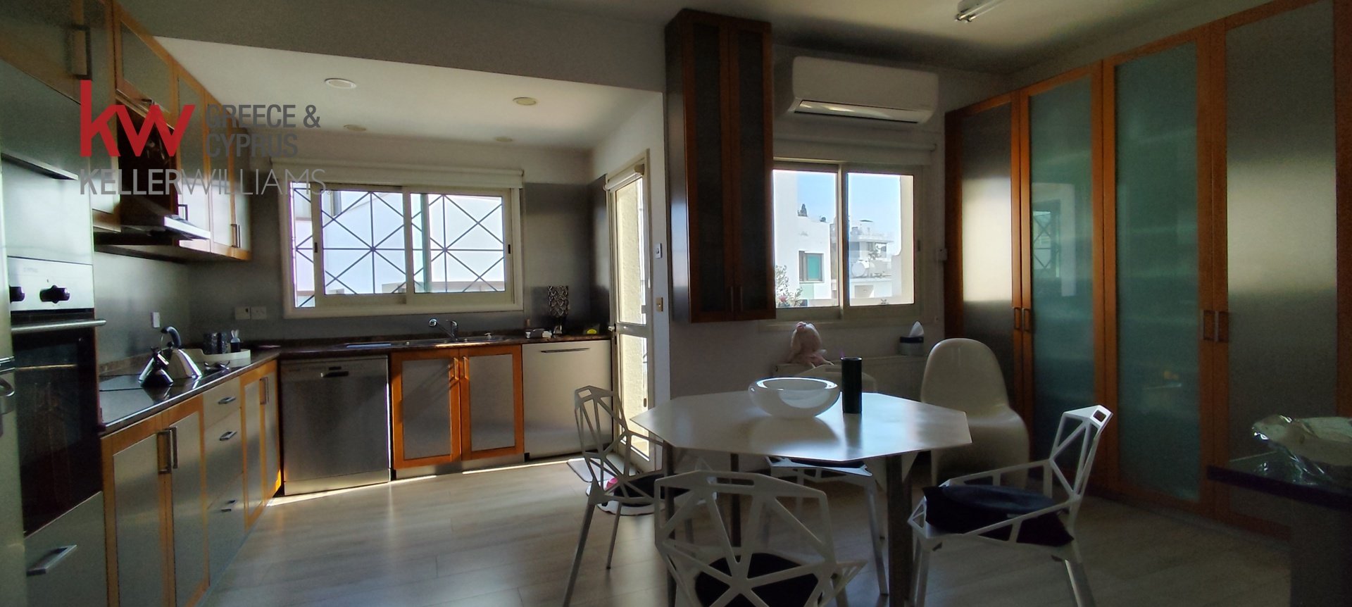 3 dormitorios Apartamento en Nicosia, Chipre No. 39999