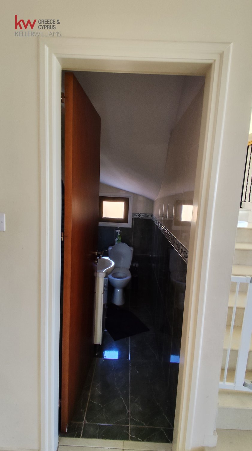 4 bedrooms Townhouse in Lakatamia, Nicosia, Cyprus No. 39771