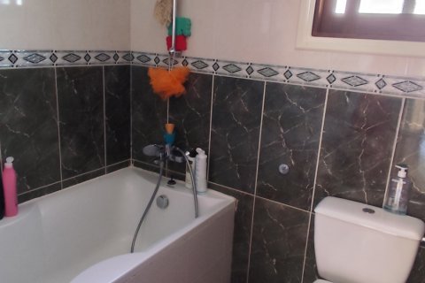 4 bedrooms Townhouse in Lakatamia, Nicosia,  No. 39771 11