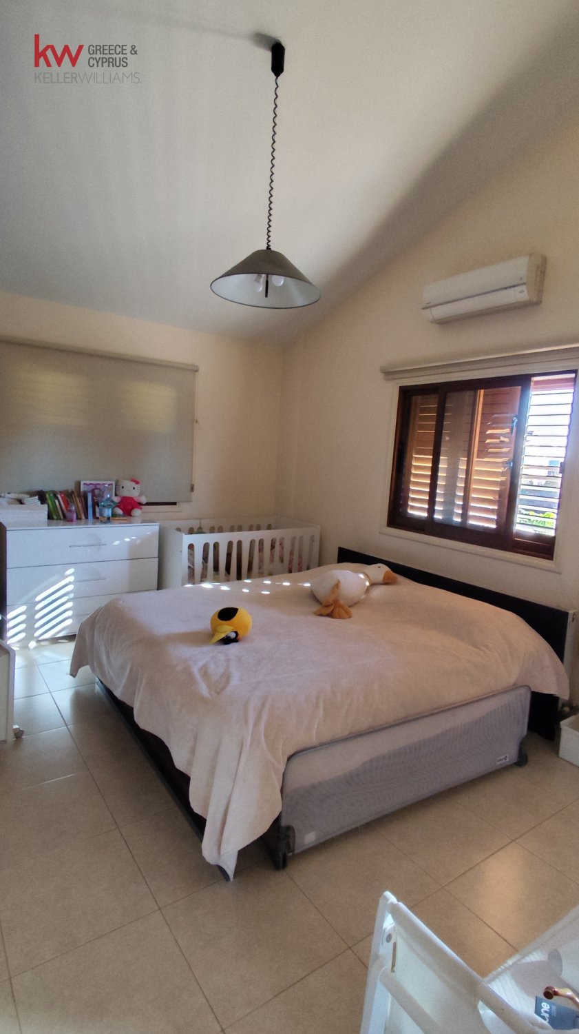 4 bedrooms Townhouse in Lakatamia, Nicosia, Cyprus No. 39771