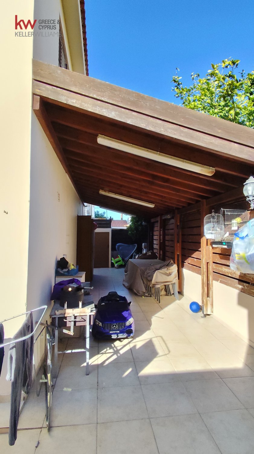 4 bedrooms Townhouse in Lakatamia, Nicosia, Cyprus No. 39771