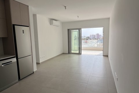 1 bedroom Apartment in Larnaka,  No. 39996